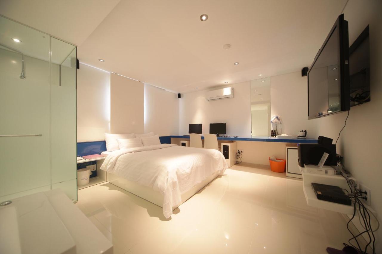 Hotel Pop Jongno Сеул Екстер'єр фото