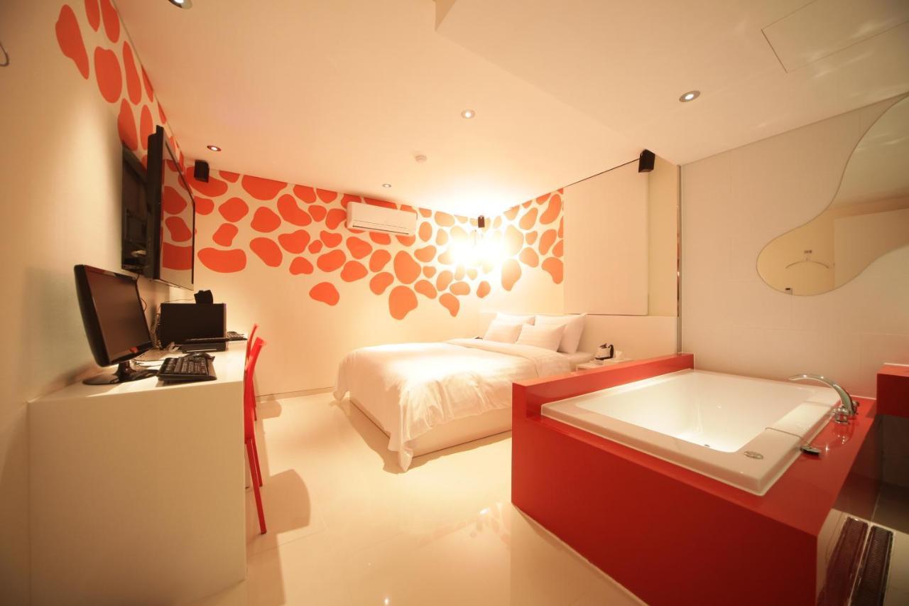 Hotel Pop Jongno Сеул Екстер'єр фото