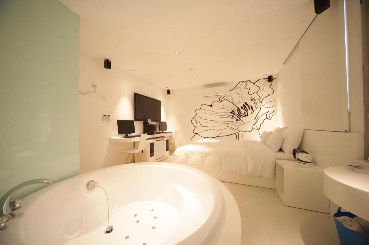 Hotel Pop Jongno Сеул Екстер'єр фото