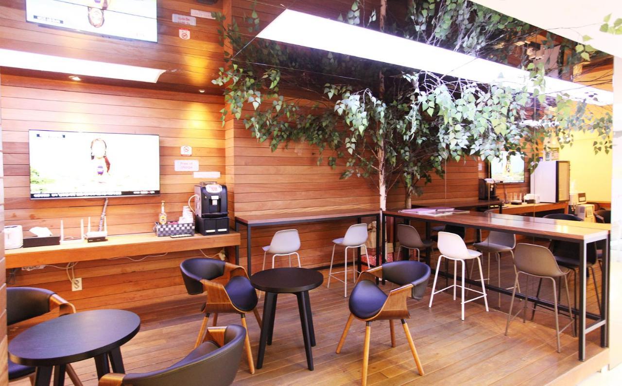 Hotel Pop Jongno Сеул Екстер'єр фото