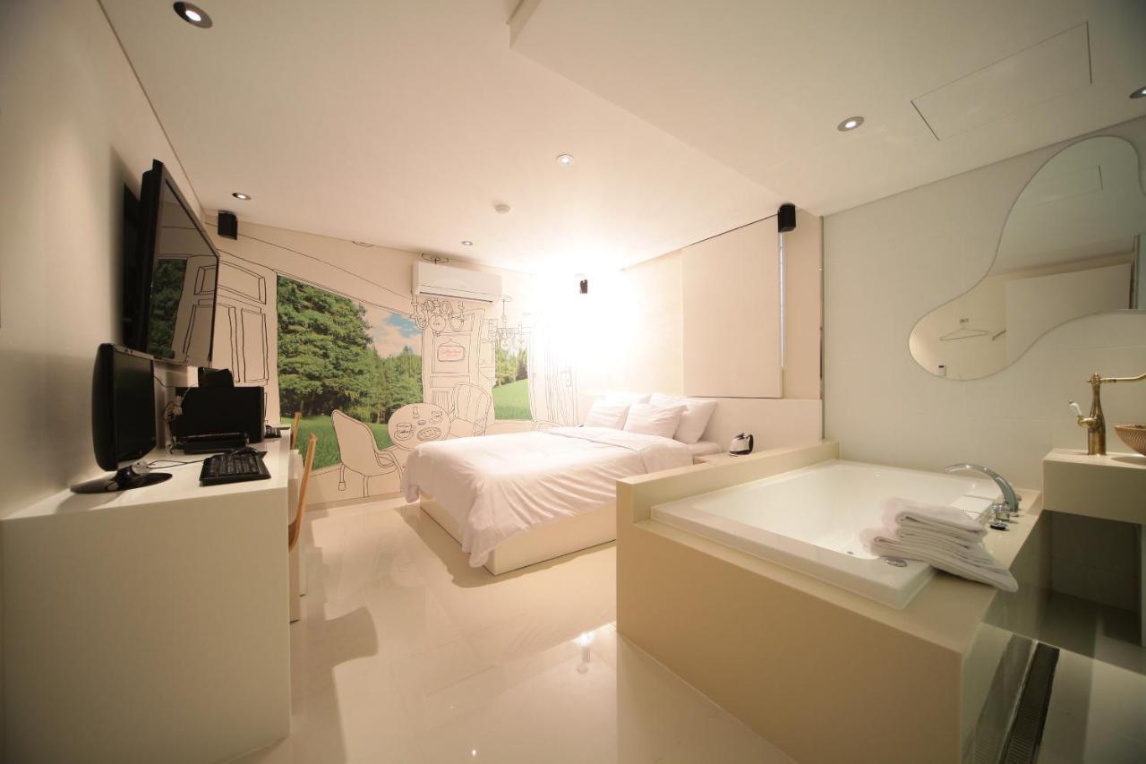 Hotel Pop Jongno Сеул Екстер'єр фото